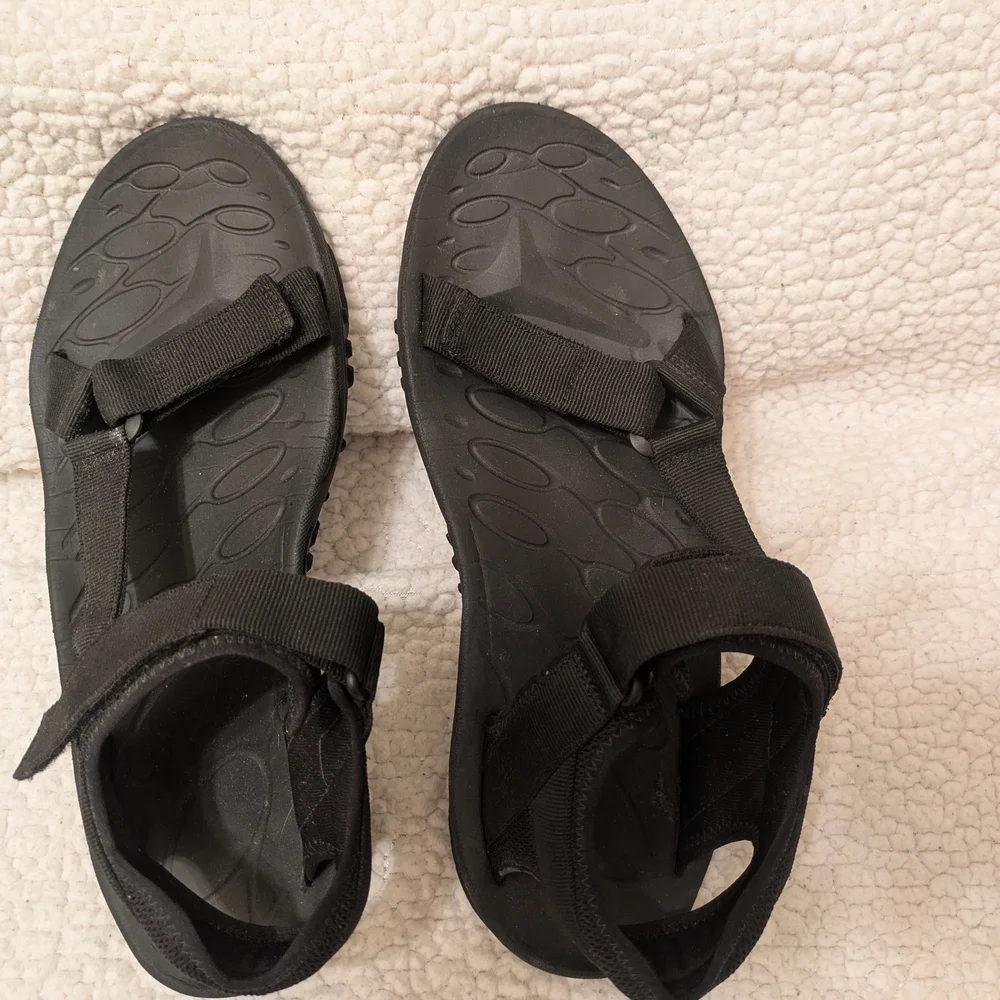 Merrell Vibram Black Performance Sandals Sz 11 Preloved In Good Condition